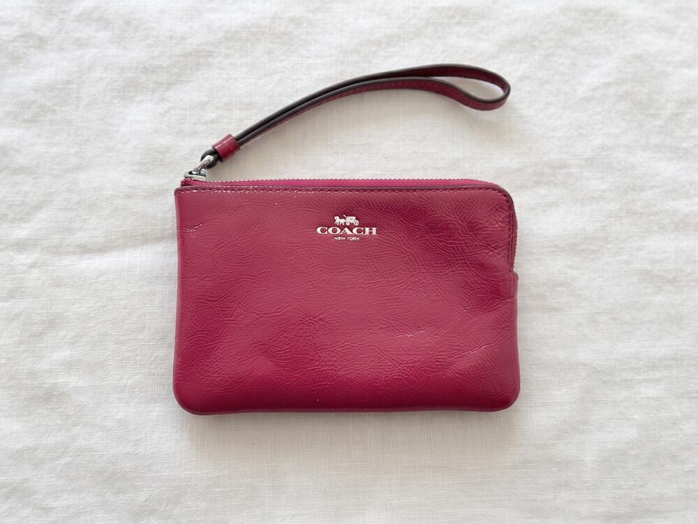 Coach Brand CW855 Corner Zip Wristlet Red Crinkle Patent Leather
